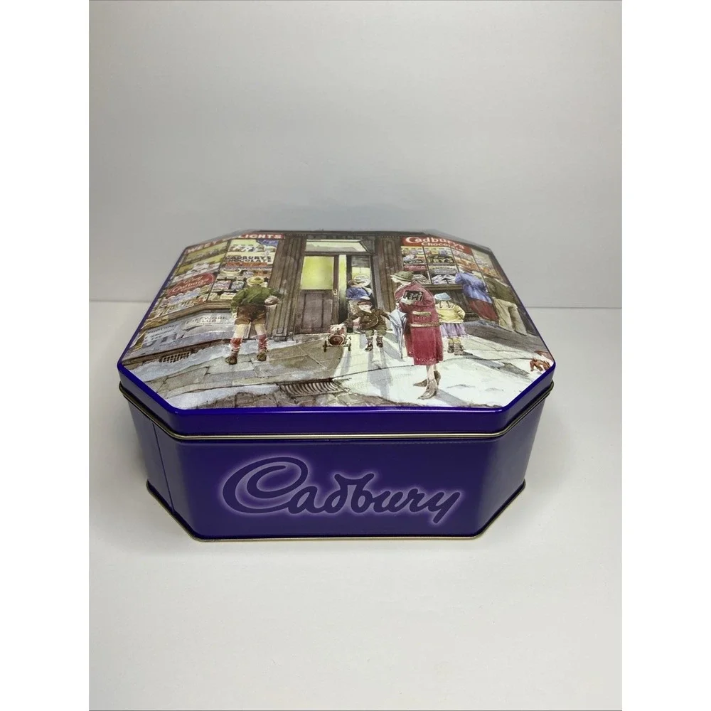 Cadbury Vintage Style Octagonal Cookie‎ Tin Sweet Shop Illustration Purple 700g